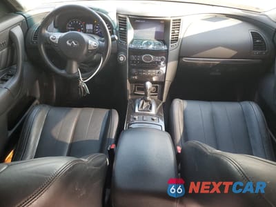 Zdjęcie 8 z 13 samochodu: 2014 INFINITI QX70 VIN:JN8CS1MW5EM413323 - miniatura