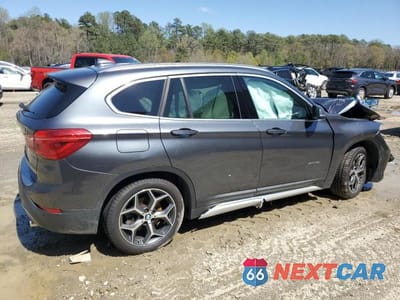 Trzecie zdjęcie samochodu z tyłu: 2018 BMW X1 XDRIVE28I VIN:WBXHT3C39J5K22593 - miniatura