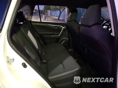 Zdjęcie 10 z 12 samochodu: 2023 TOYOTA RAV4 LE VIN:JTMLWRFV3PD205494 - miniatura