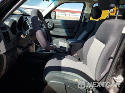 Zdjęcie 7 z 16 samochodu: 2010 DODGE NITRO SE VIN:1D4PU2GK5AW143226 - miniatura