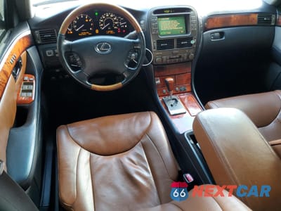 Zdjęcie 8 z 12 samochodu: 2006 LEXUS LS 430 VIN:JTHBN36F265035513 - miniatura
