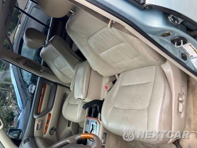 Piąte zdjęcie samochodu w środku: 2005 LEXUS LX 470 VIN:JTJHT00W253551225 - miniatura