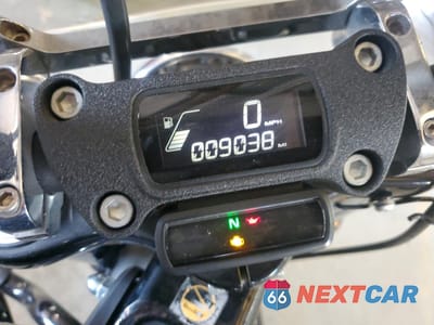 Zdjęcie 7 z 9 samochodu: 2019 HARLEY-DAVIDSON FXBB VIN:1HD1YJJ18KC020300 - miniatura