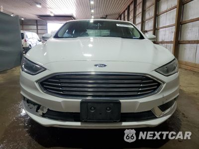 Piąte zdjęcie samochodu w środku: 2018 FORD FUSION SE HYBRID VIN:3FA6P0LU3JR118801 - miniatura