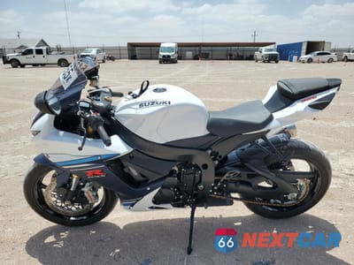 Trzecie zdjęcie samochodu z tyłu: 2023 SUZUKI GSX-R750 VIN:JS1GR7MA2P7100032 - miniatura