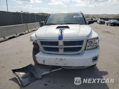 Piąte zdjęcie samochodu w środku: 2011 DODGE DAKOTA SLT VIN:1D7RE3GK6BS564198 - miniatura