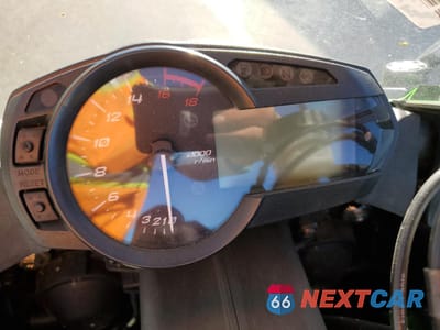 Zdjęcie 7 z 8 samochodu: 2016 KAWASAKI ZX636 E VIN:JKBZXJE13GA020800 - miniatura