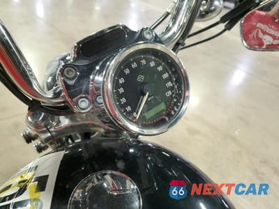 Zdjęcie 7 z 10 samochodu: 2014 HARLEY-DAVIDSON XL1200 C VIN:1HD1CT313EC414427 - miniatura