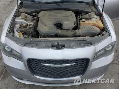 Zdjęcie 11 z 15 samochodu: 2018 CHRYSLER 300 S VIN:2C3CCABG0JH214198 - miniatura