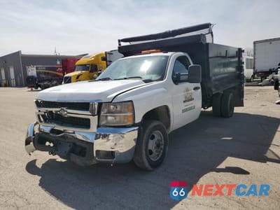 2007 CHEVROLET SILVERADO K3500 1GBJK34K37E560527 - główne zdjęcie licytacji z USA - miniatura