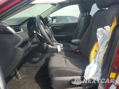 Zdjęcie 7 z 16 samochodu: 2019 TOYOTA RAV4 XLE VIN:JTMP1RFV3KD034965 - miniatura