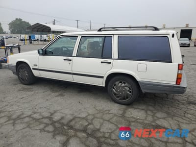 Drugie zdjęcie samochodu z przodu: 1991 VOLVO 740 VIN:YV1FA8854M2323767 - miniatura