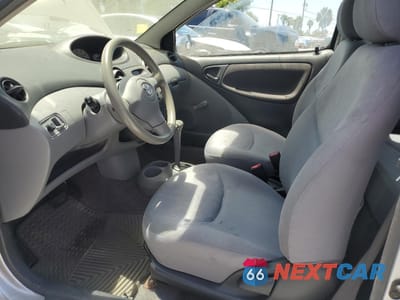 Zdjęcie 7 z 12 samochodu: 2003 TOYOTA ECHO VIN:JTDAT123830268520 - miniatura