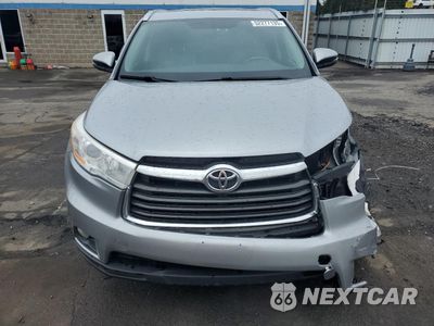 Piąte zdjęcie samochodu w środku: 2014 TOYOTA HIGHLANDER XLE VIN:5TDJKRFH2ES040195 - miniatura