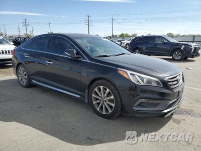 Czwarte zdjęcie samochodu z boku: 2016 HYUNDAI SONATA SPORT VIN:5NPE34AF2GH335863 - miniatura