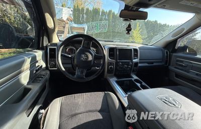 Zdjęcie 9 z 10 samochodu: 2015 RAM 1500 SLT VIN:1C6RR7TM8FS671974 - miniatura