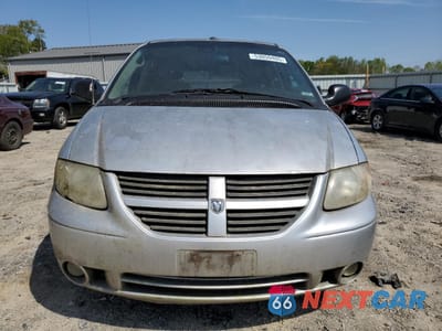 Piąte zdjęcie samochodu w środku: 2007 DODGE GRAND CARAVAN SXT VIN:2D4GP44L07R269656 - miniatura