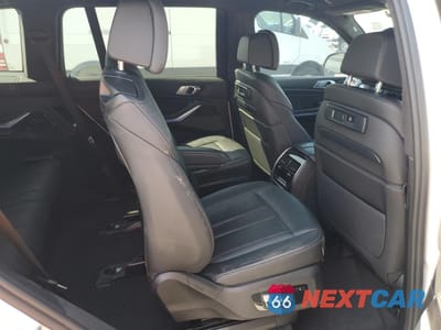Zdjęcie 11 z 15 samochodu: 2020 BMW X7 XDRIVE40I VIN:5UXCW2C08L9C55693 - miniatura