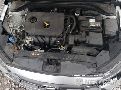 Zdjęcie 11 z 12 samochodu: 2020 HYUNDAI ELANTRA SEL VIN:5NPD84LF0LH518571 - miniatura