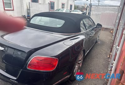 Czwarte zdjęcie samochodu z boku: 2013 BENTLEY CONTINENTAL GTC V8 VIN:SCBGT3ZA6DC086067 - miniatura