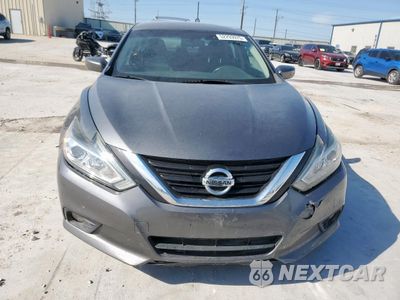 Piąte zdjęcie samochodu w środku: 2017 NISSAN ALTIMA 2.5 VIN:1N4AL3AP7HC252059 - miniatura