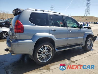 Trzecie zdjęcie samochodu z tyłu: 2004 LEXUS GX 470 VIN:JTJBT20X940065750 - miniatura