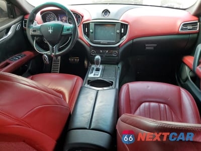 Zdjęcie 8 z 15 samochodu: 2015 MASERATI GHIBLI S VIN:ZAM57RTA4F1150931 - miniatura
