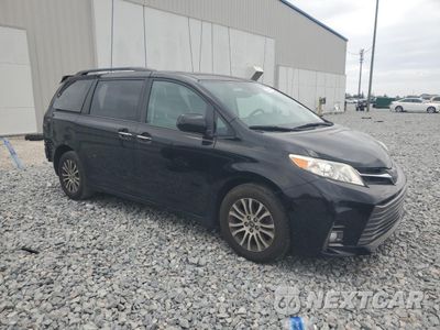 Czwarte zdjęcie samochodu z boku: 2020 TOYOTA SIENNA XLE VIN:5TDYZ3DC5LS025122 - miniatura