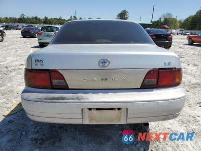 Zdjęcie 6 z 14 samochodu: 1995 TOYOTA CAMRY LE VIN:4T1SK12E1SU492613 - miniatura
