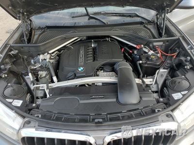 Zdjęcie 13 z 15 samochodu: 2015 BMW X5 XDRIVE35I VIN:5UXKR0C5XF0P15932 - miniatura