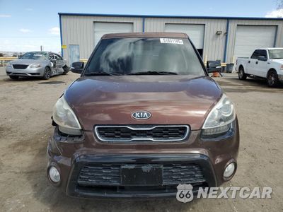Piąte zdjęcie samochodu w środku: 2012 KIA SOUL + VIN:KNDJT2A67C7433109 - miniatura