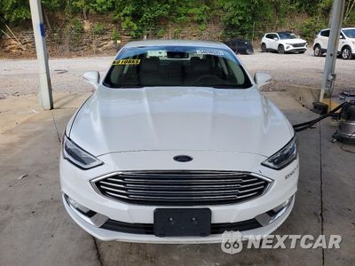 Piąte zdjęcie samochodu w środku: 2017 FORD FUSION SE HYBRID VIN:3FA6P0LU2HR409476 - miniatura