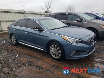 Czwarte zdjęcie samochodu z boku: 2017 HYUNDAI SONATA SPORT VIN:5NPE34AF3HH447234 - miniatura
