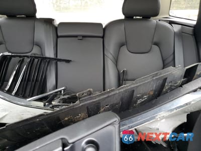 Zdjęcie 10 z 13 samochodu: 2023 VOLVO XC60 PLUS VIN:YV4L12RN6P1205313 - miniatura