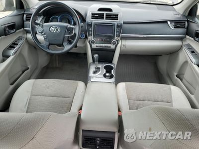 Zdjęcie 8 z 14 samochodu: 2013 TOYOTA CAMRY HYBRID VIN:4T1BD1FKXDU094717 - miniatura