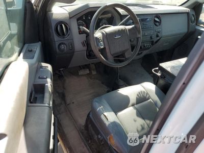 Zdjęcie 8 z 12 samochodu: 2014 FORD F250 SUPER DUTY VIN:1FTBF2B69EEA93857 - miniatura