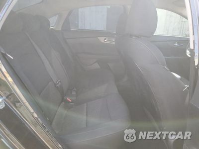 Zdjęcie 10 z 12 samochodu: 2020 KIA FORTE FE VIN:3KPF24AD7LE161261 - miniatura