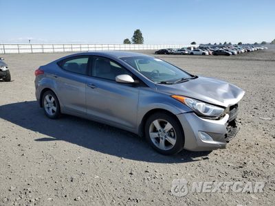 Czwarte zdjęcie samochodu z boku: 2013 HYUNDAI ELANTRA GLS VIN:KMHDH4AE2DU735374 - miniatura