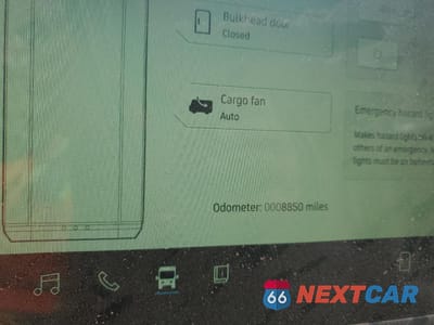 Zdjęcie 9 z 13 samochodu: 2023 RIVIAN EDV 700 VIN:7FCEHEB77PN005368 - miniatura