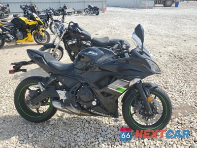 2019 KAWASAKI EX650 F JKAEXEK19KDA32832 - główne zdjęcie licytacji z USA - miniatura