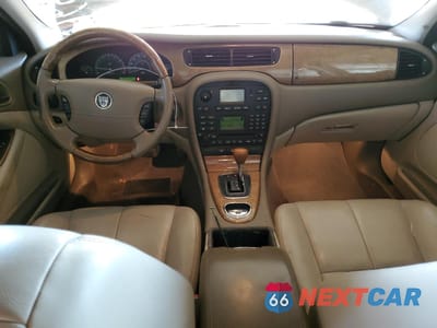 Zdjęcie 8 z 12 samochodu: 2003 JAGUAR S-TYPE VIN:SAJEA01T83FM75765 - miniatura