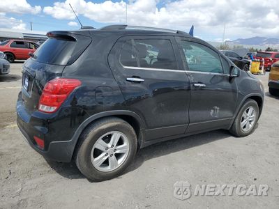 Trzecie zdjęcie samochodu z tyłu: 2019 CHEVROLET TRAX 1LT VIN:3GNCJLSB2KL160792 - miniatura