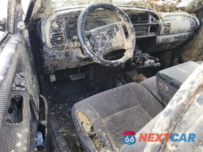 Zdjęcie 8 z 12 samochodu: 2001 DODGE RAM 1500 VIN:1B7HF16Z51S231298 - miniatura