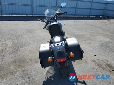 Czwarte zdjęcie samochodu z boku: 2017 HONDA VT750 C2B VIN:JH2RC5372HK700100 - miniatura