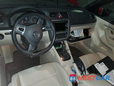 Zdjęcie 8 z 12 samochodu: 2012 VOLKSWAGEN EOS KOMFORT VIN:WVWBW7AH1CV003887 - miniatura