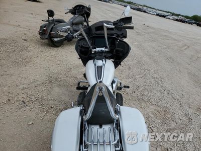 Zdjęcie 6 z 10 samochodu: 2024 HARLEY-DAVIDSON FLTRX VIN:1HD1KH712RB652968 - miniatura