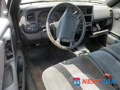 Zdjęcie 8 z 12 samochodu: 1998 DODGE DAKOTA VIN:1B7GG22Y8WS589837 - miniatura
