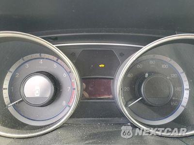 Zdjęcie 9 z 12 samochodu: 2013 HYUNDAI SONATA SE VIN:5NPEC4AC7DH617692 - miniatura