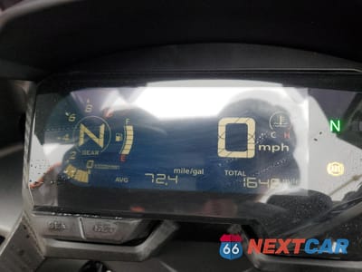 Zdjęcie 7 z 10 samochodu: 2021 HONDA CBR500 RA VIN:MLHPC6254M5200824 - miniatura