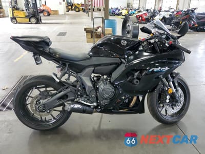 2022 YAMAHA YZFR7 JYARM38E5NA001977 - główne zdjęcie licytacji z USA - miniatura